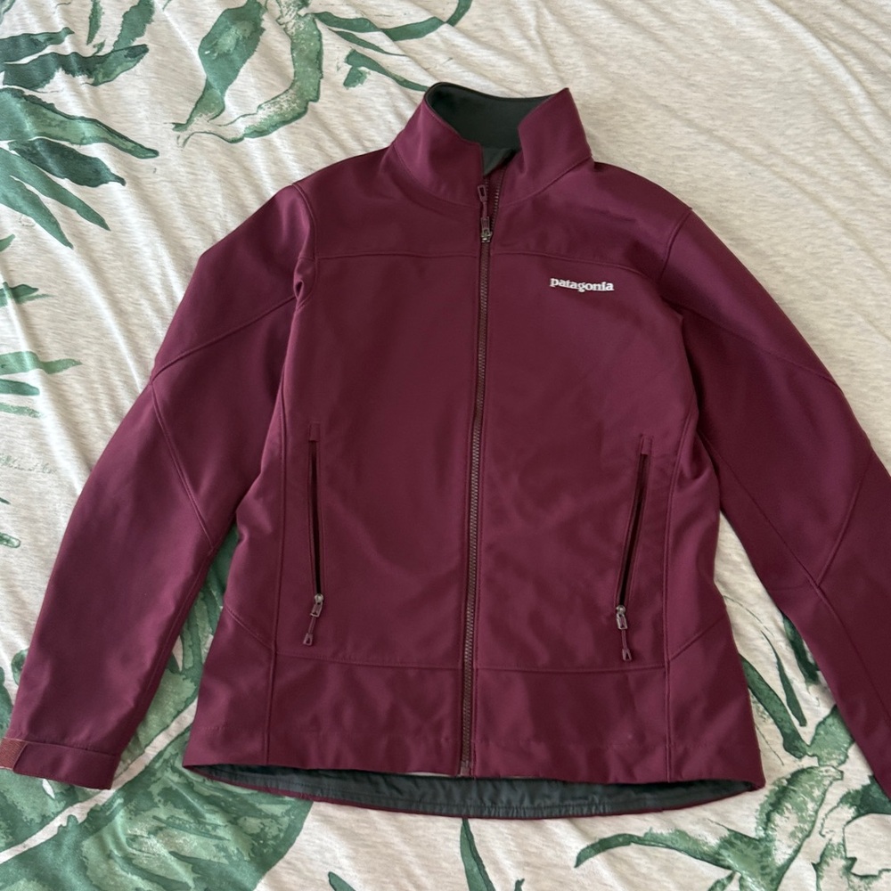 Patagonia Women's Deep Burgundy Jacket